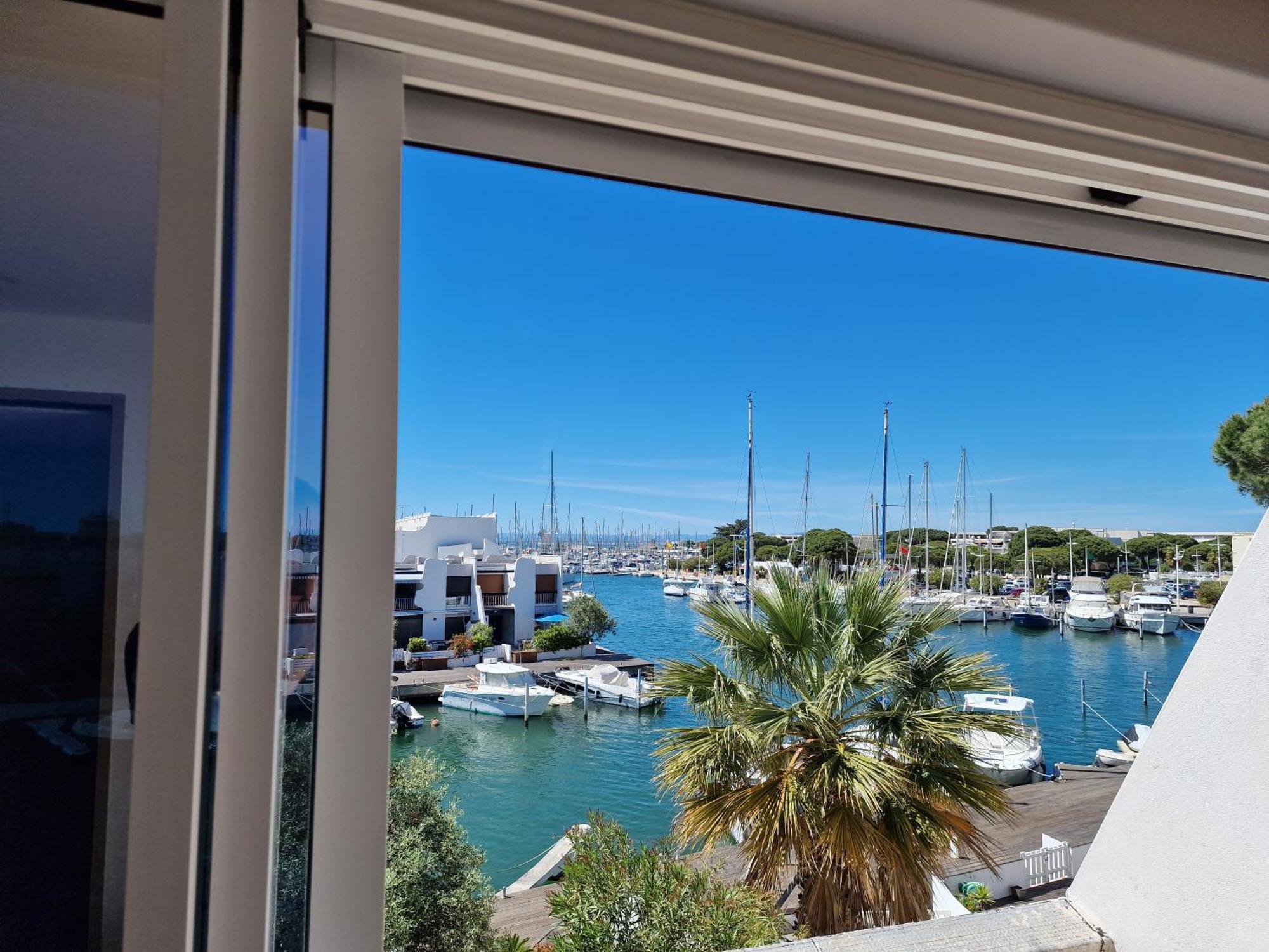 Marina Exceptionnelle - 8 Pers - 120 M2 Vue Mer - Suites Parentales - Cinema - Ponton 勒格罗-迪鲁瓦 外观 照片