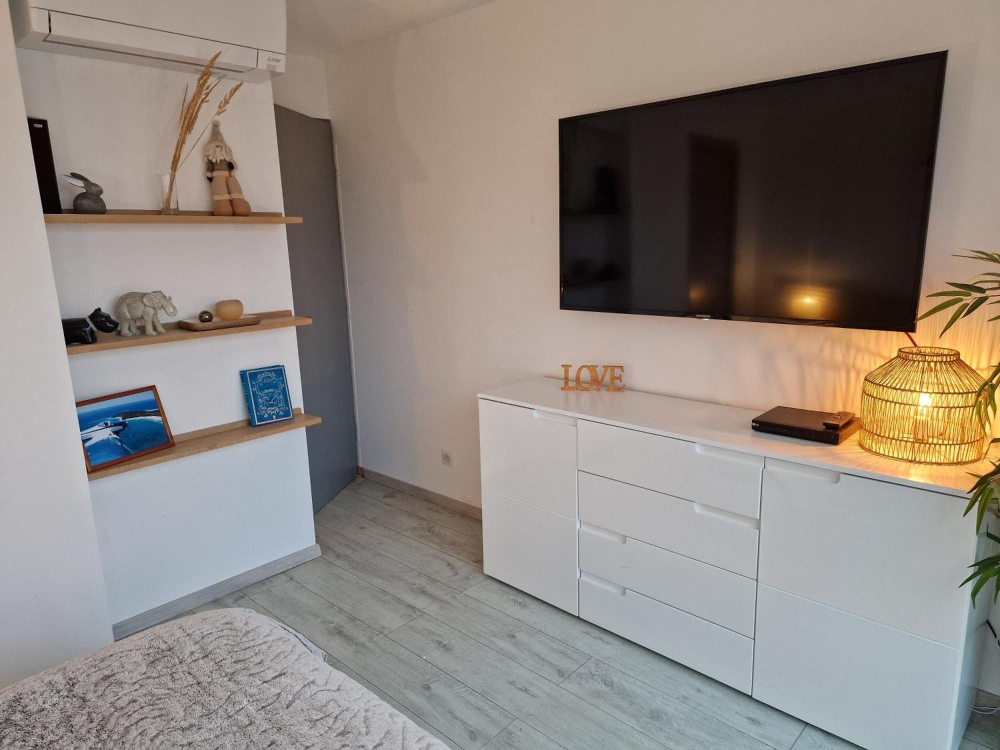 Marina Exceptionnelle - 8 Pers - 120 M2 Vue Mer - Suites Parentales - Cinema - Ponton 勒格罗-迪鲁瓦 外观 照片