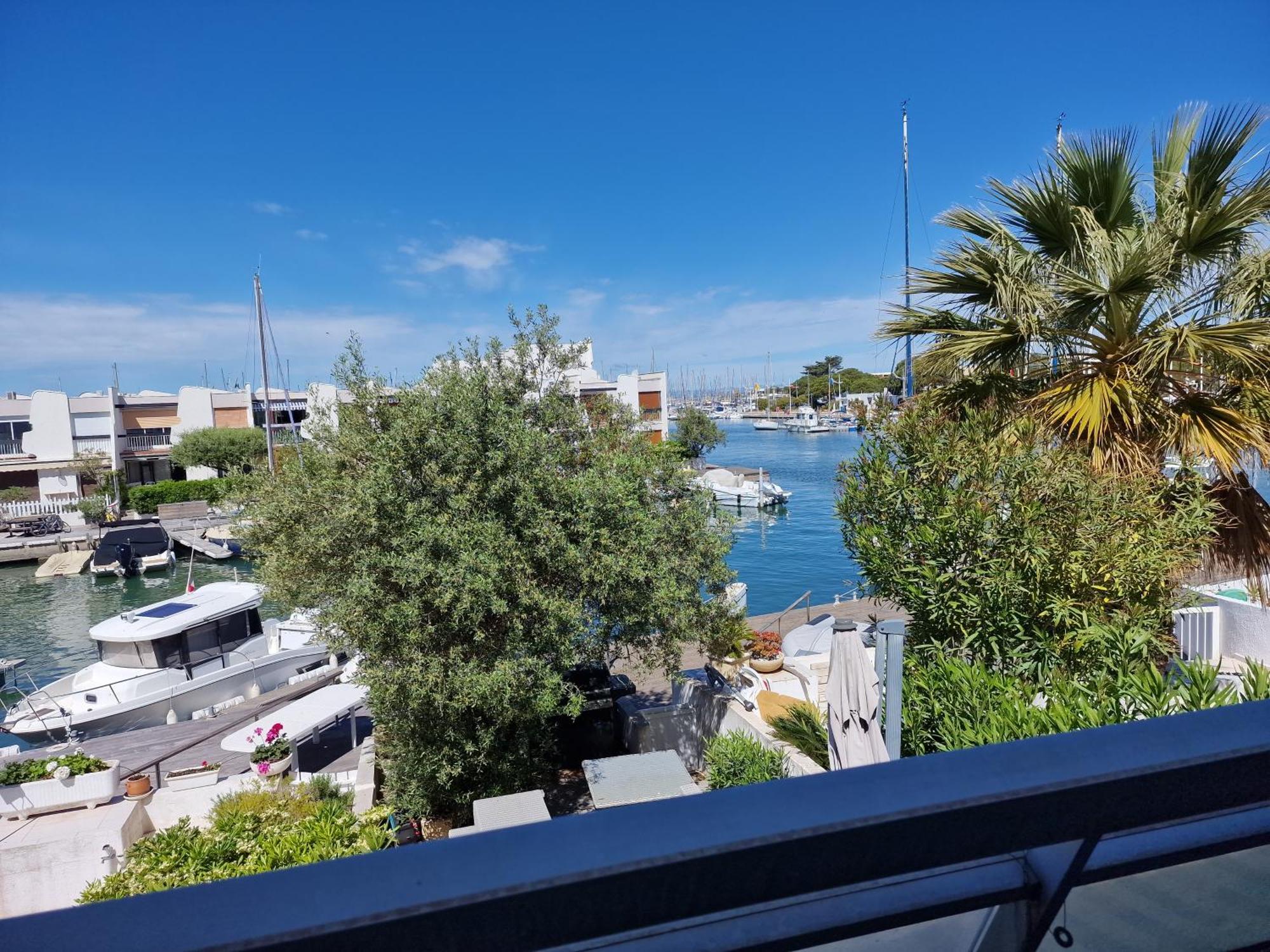 Marina Exceptionnelle - 8 Pers - 120 M2 Vue Mer - Suites Parentales - Cinema - Ponton 勒格罗-迪鲁瓦 外观 照片
